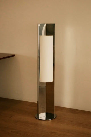 Arrow floor lamp 120 cm with diffuser by Violaine d'Harcourt